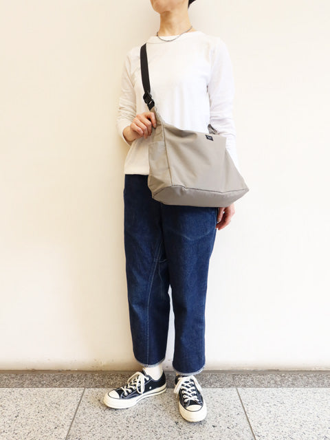 SIMPLICITY<br>TRIANGLE SHOULDER