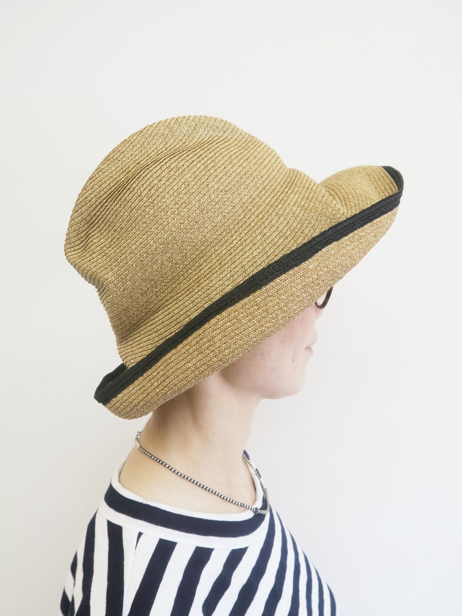 BOXED HAT<br>11cm brim SCLE