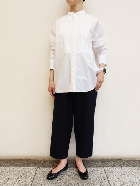 ウィングカラータックシャツ