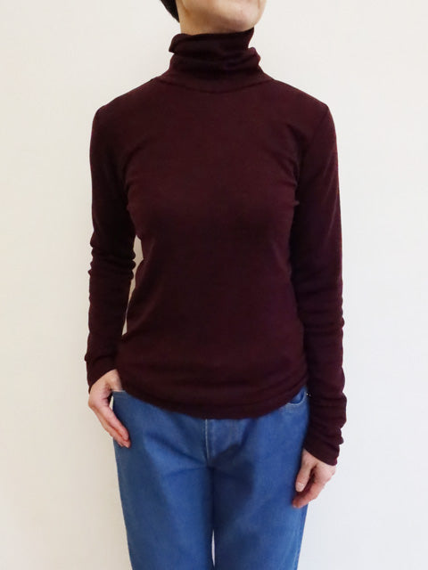 タートルネックプルオ-バー