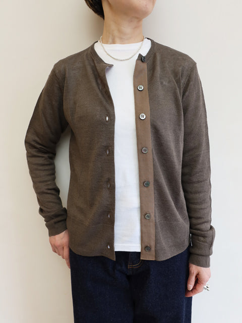 NEW BUTTON CARDIGAN