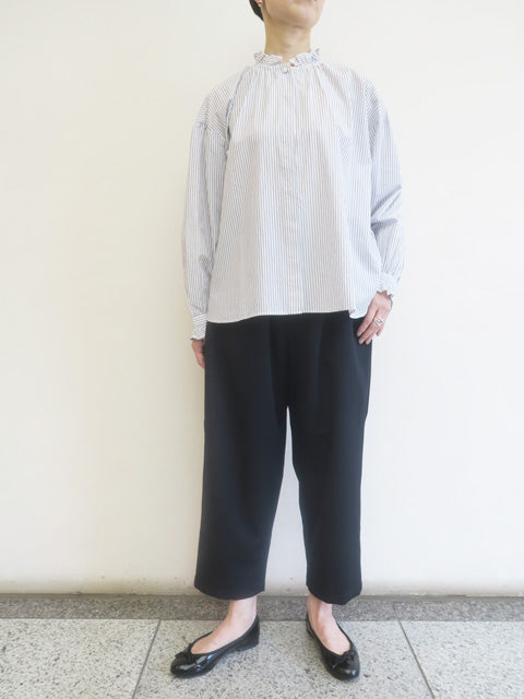 ブリーズライン<br>フリルブラウス