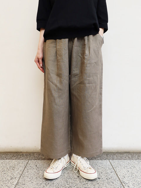 ソリッドリネン ヴォヤージュパンツ