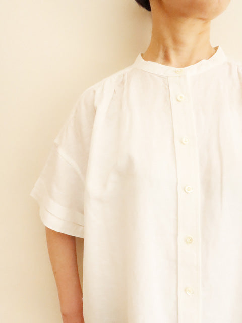 CUFF TUCK BLOUSE