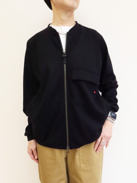 ジップアップブルゾン