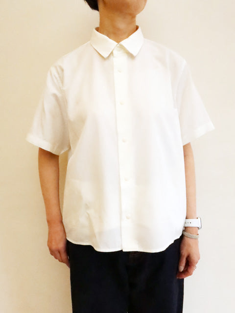 Comfort Shirt<br>Relaxed Short<br>Short Sleeve