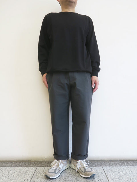ONE TUCK TAPERED<br>ANKLE PANTS