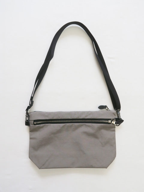 SIMPLICITY<br>W ZIP SHOULDER M