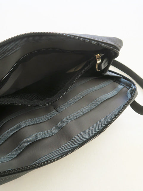SIMPLICITY<br>BODY PURSE