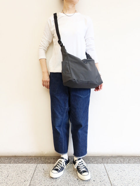 SIMPLICITY<br>TRIANGLE SHOULDER