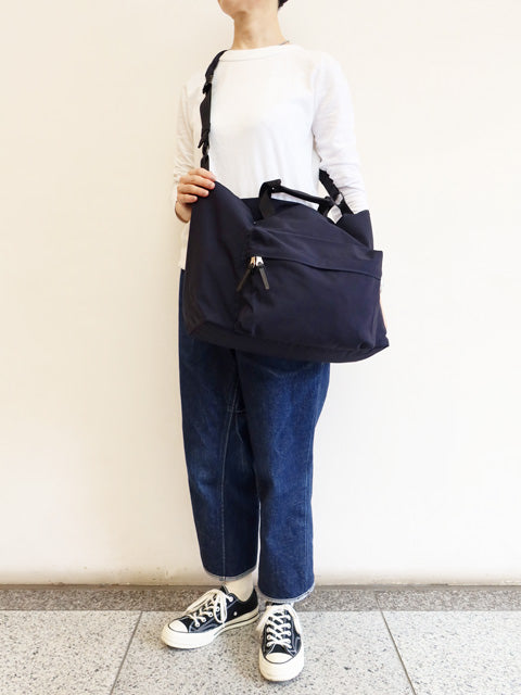 SIMPLICITY<br>FRONT POCKET SHOULDER