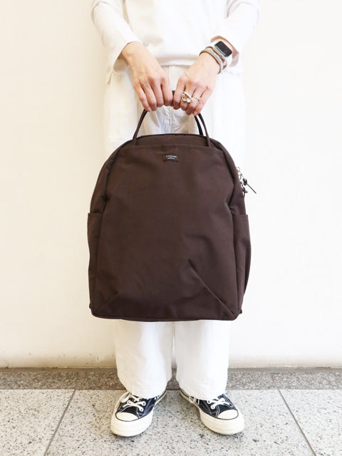 SIMPLICITY<br>WALLABY<br>DARK BROWN EDITION