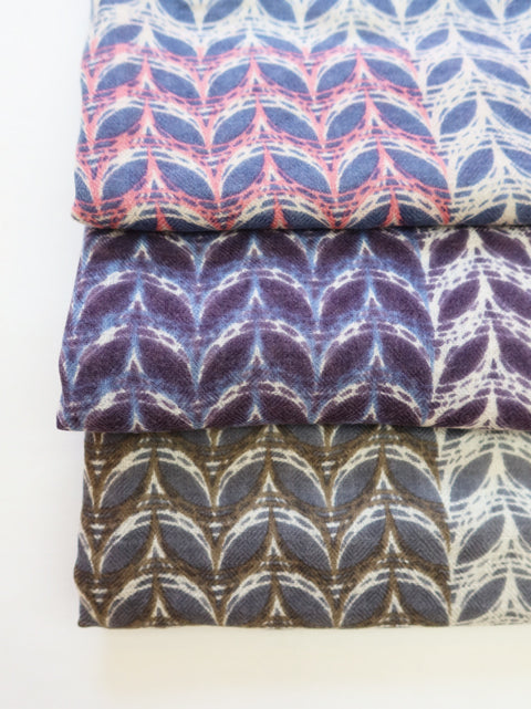 BANDANA<br>SMALL LEAVES PATTERN