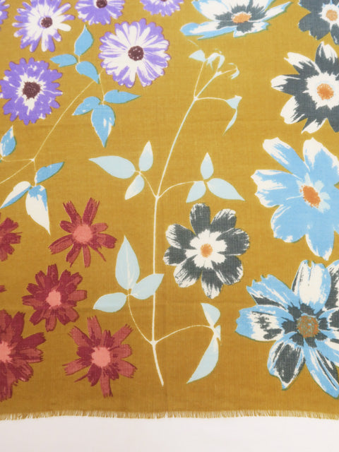 SALE<br>SCARF BED OF FLOWERS