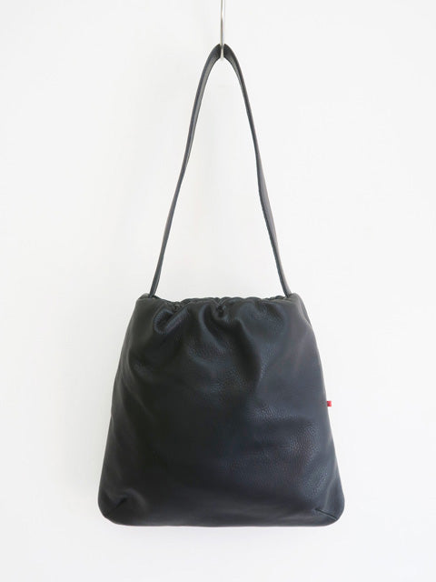 レザーショルダー<br>ギャザーバッグ