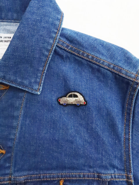 BROOCH