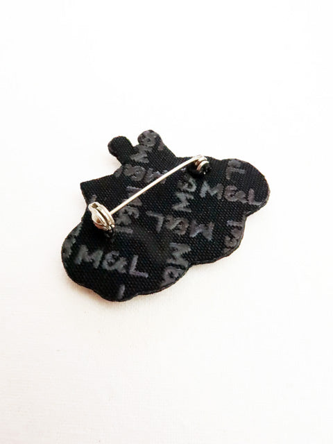 BROOCH