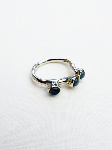 GREYMOONSTONE<br>PISTILLI SILVER RING
