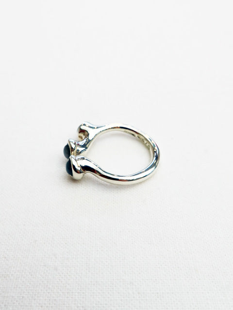 GREYMOONSTONE<br>PISTILLI SILVER RING