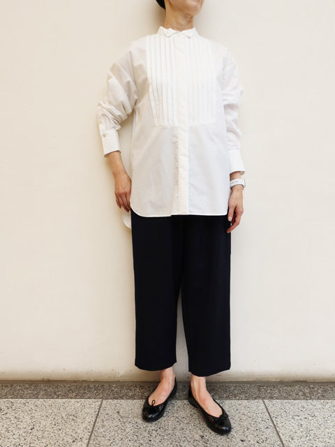 ウィングカラータックシャツ