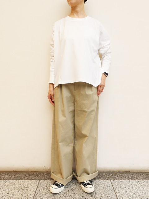 オーバーサイズプルオーバー