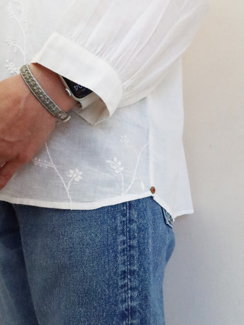 PINTUCK BLOUSE