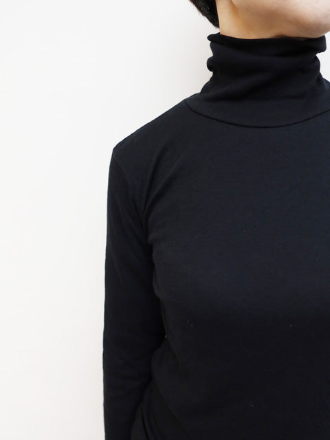 タートルネック<br>プルオ-バー