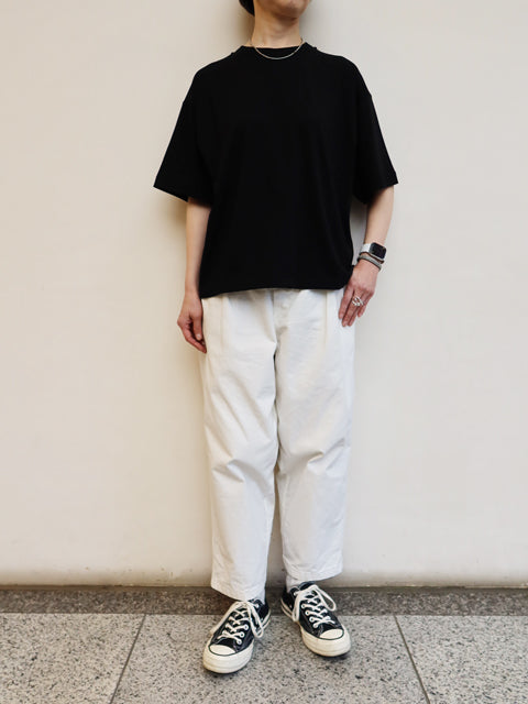 HALF SLEEVE BOXY TEE