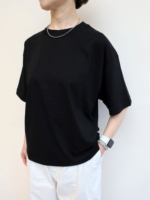 HALF SLEEVE BOXY TEE