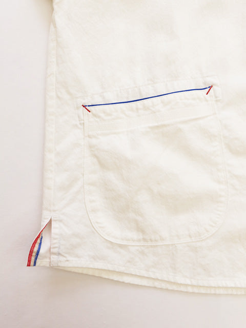 スタンドプルオーバーシャツ