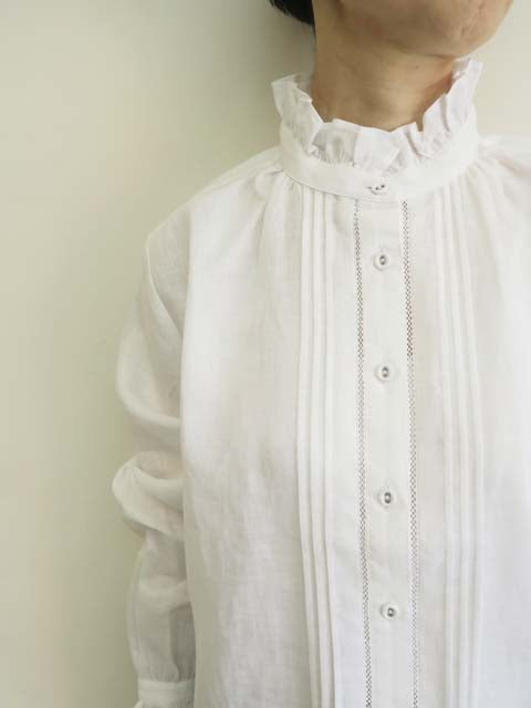 スタンダードリネン<br>アグネスブラウス