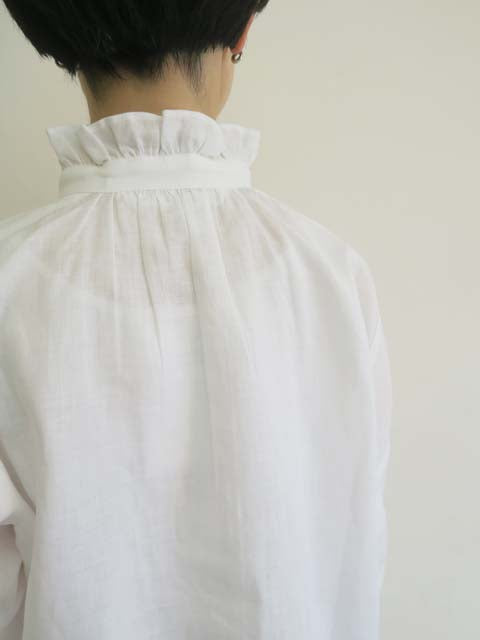 スタンダードリネン<br>アグネスブラウス