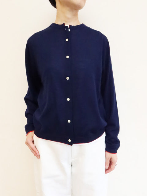 クルーネックカーディガン