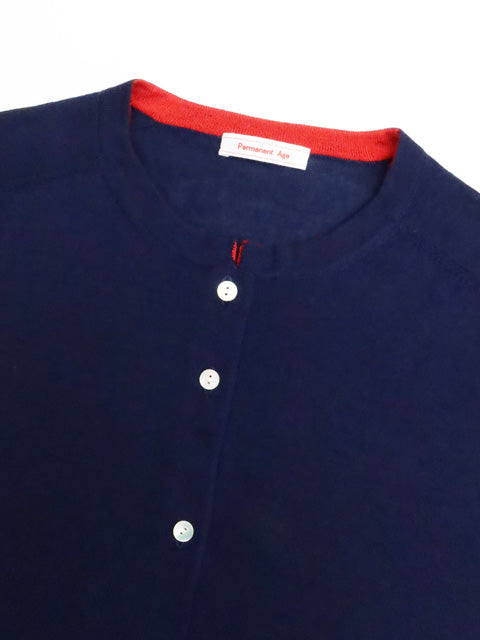 クルーネックカーディガン