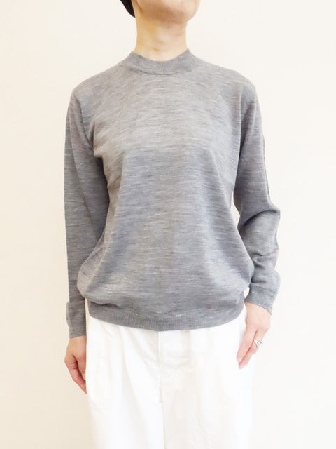 長袖プルオーバーセーター