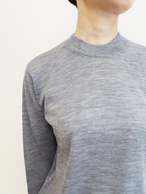 長袖プルオーバーセーター