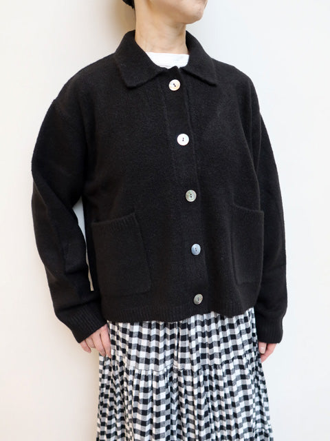 short C/D with collar