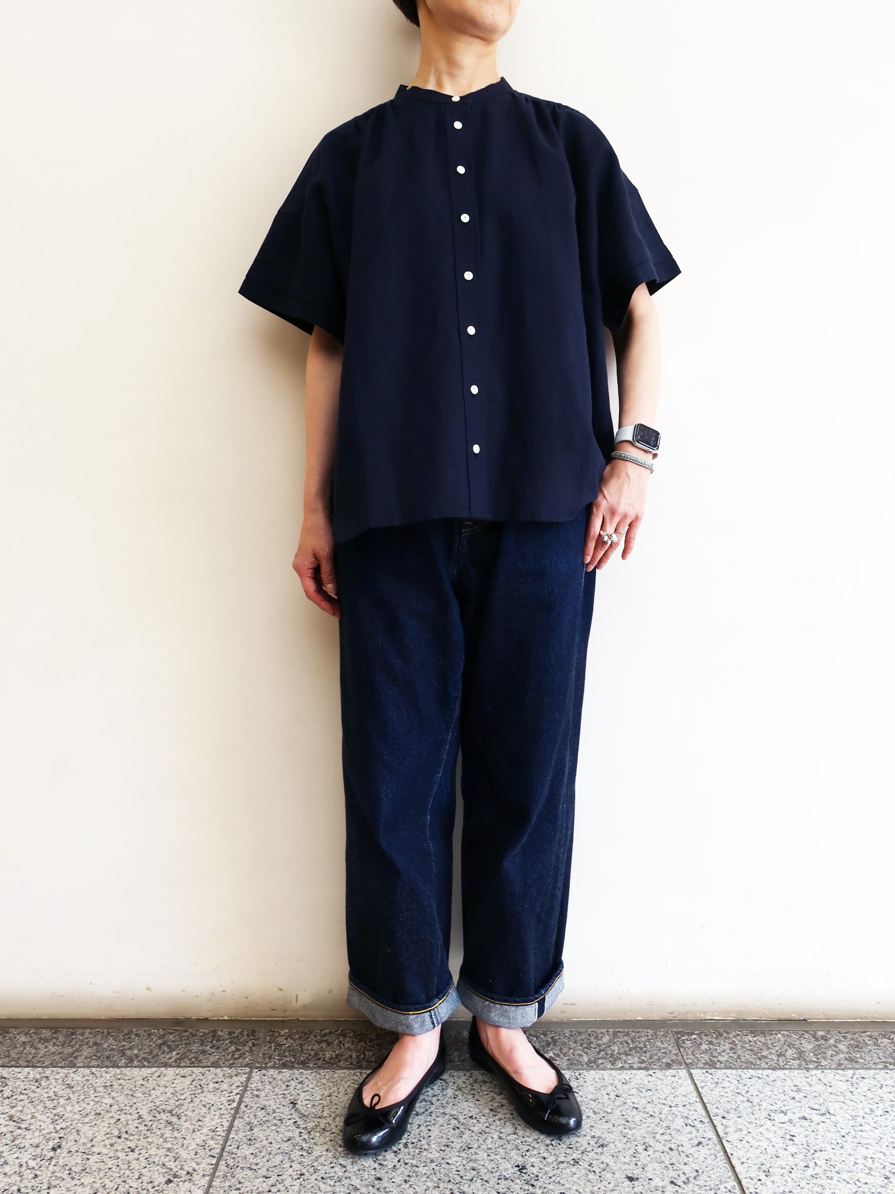 CUFF TUCK BLOUSE