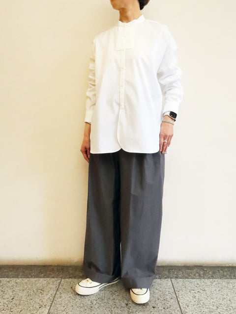 ピンタック ノーカラーシャツ