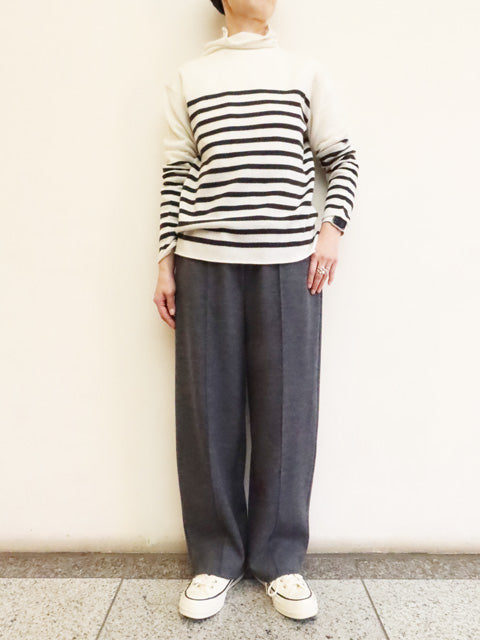 スコットランドカシミヤ<br>タートルネックプルオーバー