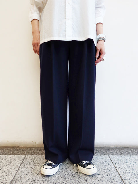 ウールミルドスムース<br>ツータックパンツ