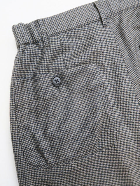 SALE<br>テーパードパンツ