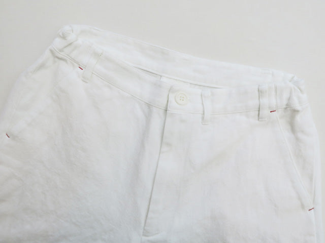 ストレートパンツ