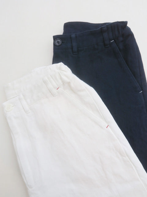 ストレートパンツ