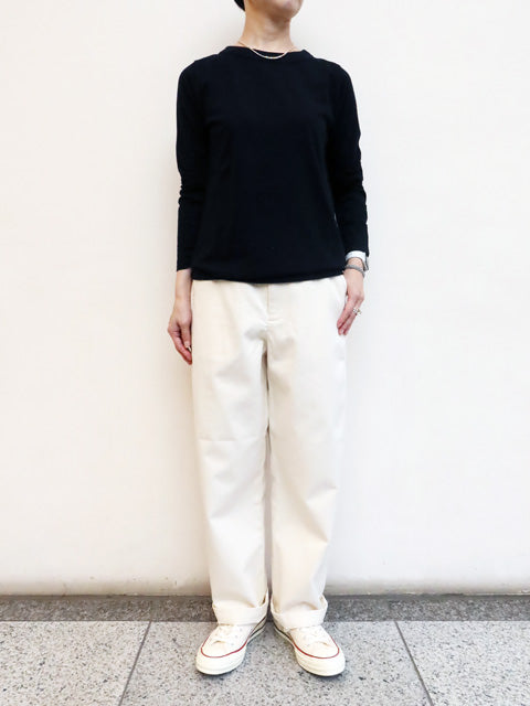 チノストレートパンツ