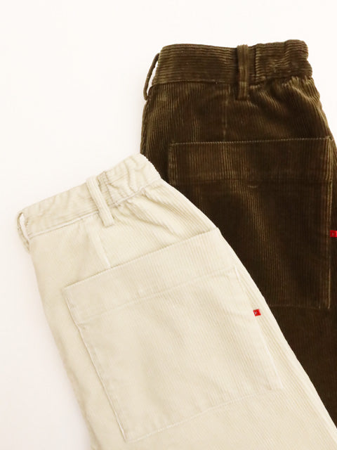 コーデュロイストレートパンツ