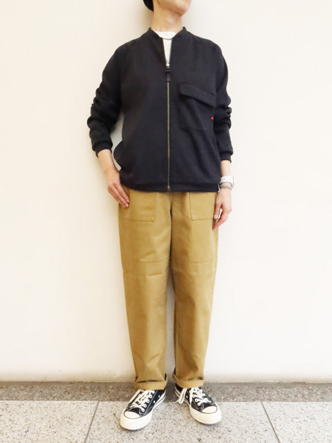 ジップアップブルゾン