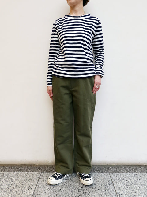 ストレートパンツ