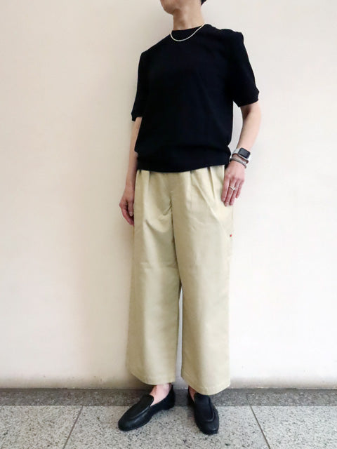 タック8分丈パンツ
