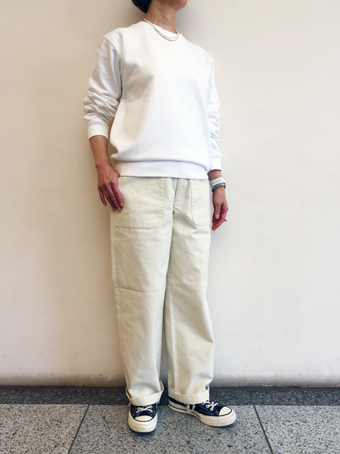ストレートパンツ